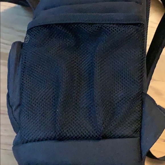 Loewpro camera backpack - Picture 3 of 6